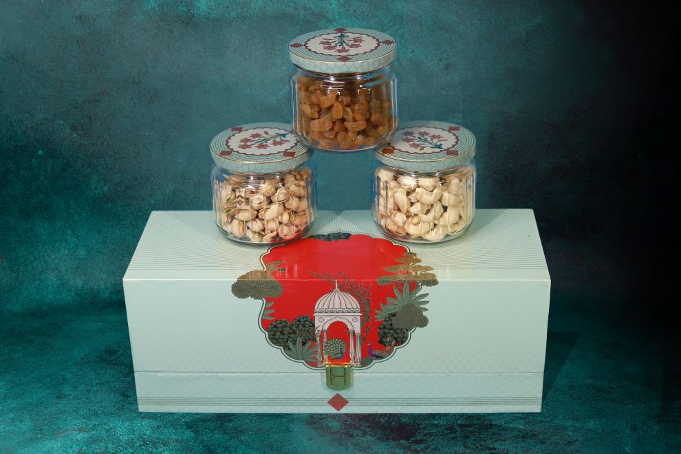 The Pista Luxe Imperial Hamper
