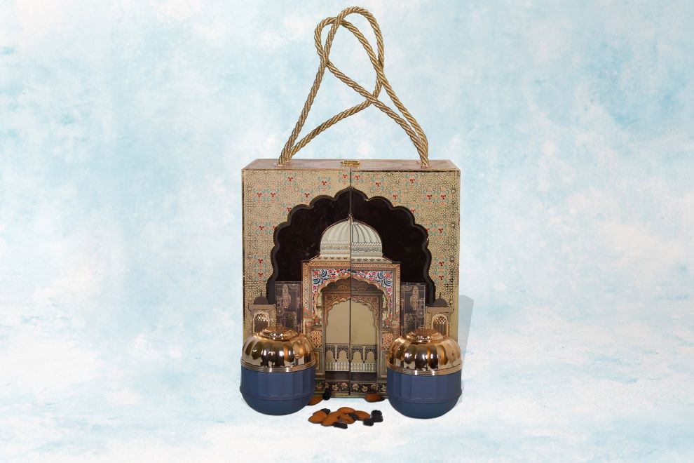 The Royal Treats Box