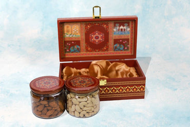 The Little Royal Jar Hamper